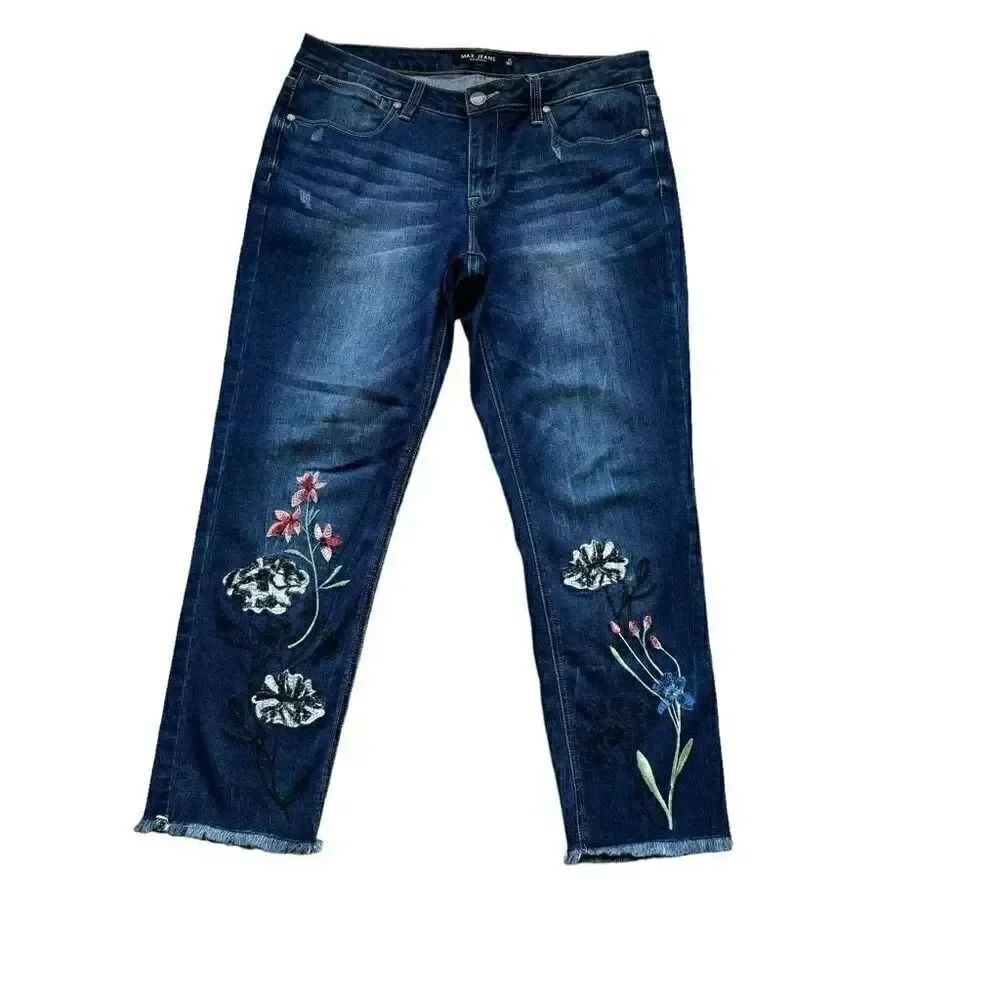 MAX JEANS Women's Straight Leg Short Floral Cropped  Embroidered Fringe SZ 10
